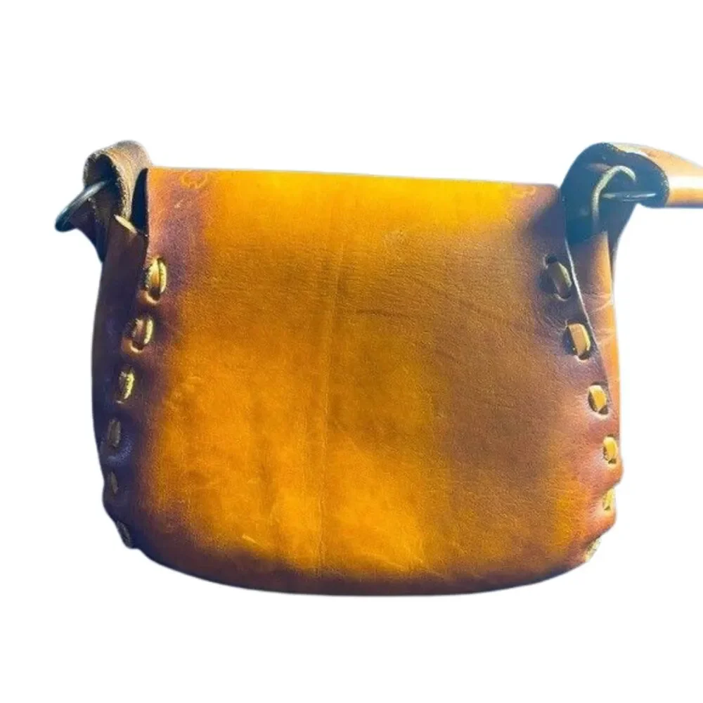 Hippie Boho 1970s Tooled Cowhide Leather Shoulder Bag Purse Wood Stick Clasp